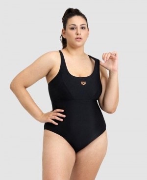 Arena Solid Control Pro Back Plus One Piece Black | TIPAGMZ-95