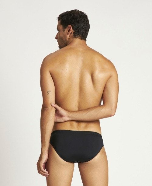 Arena Pride Brief Black | JZOYUVI-97